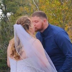 Meet your Posher, Derek